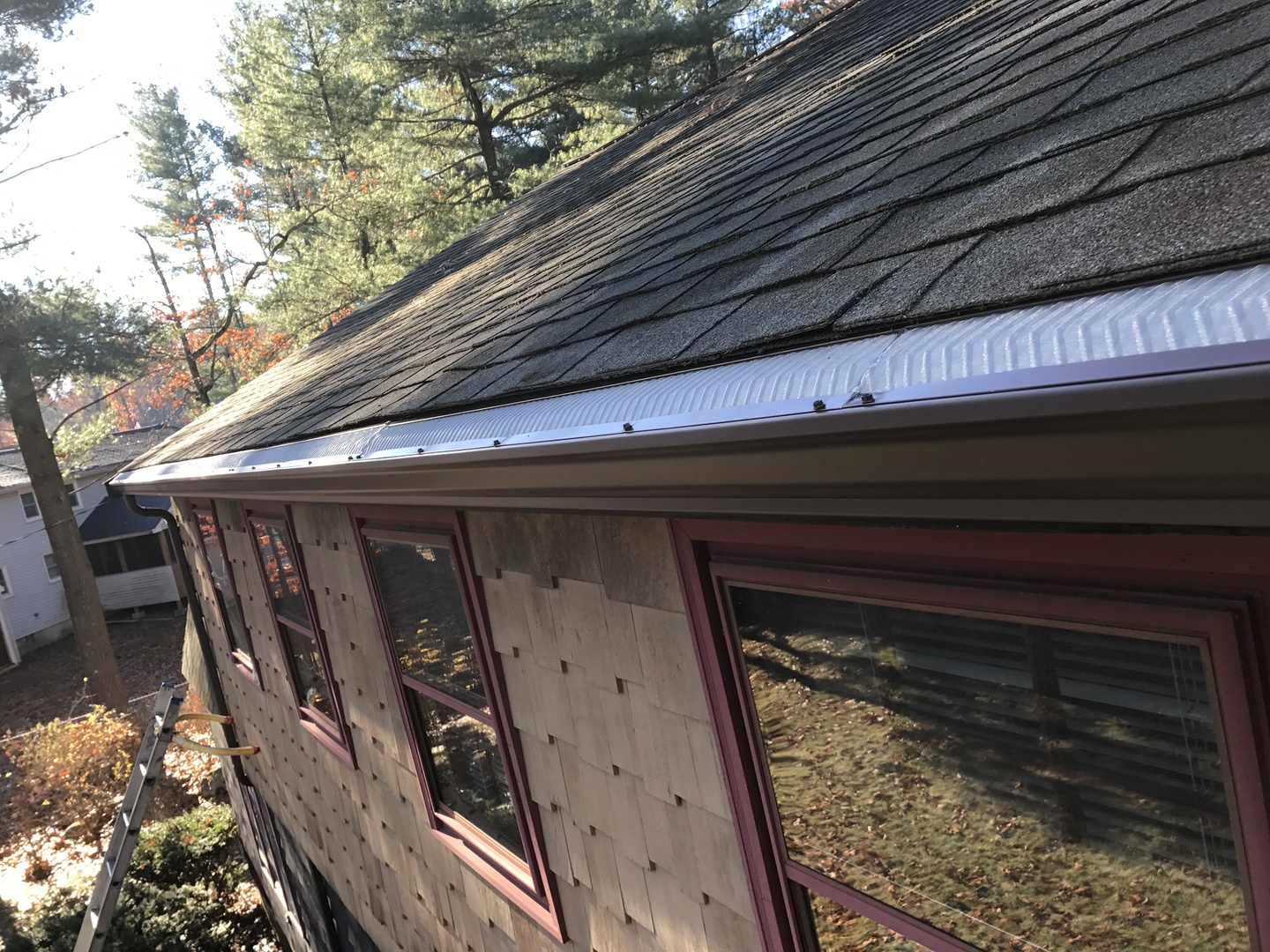 Commercial Gutters Service